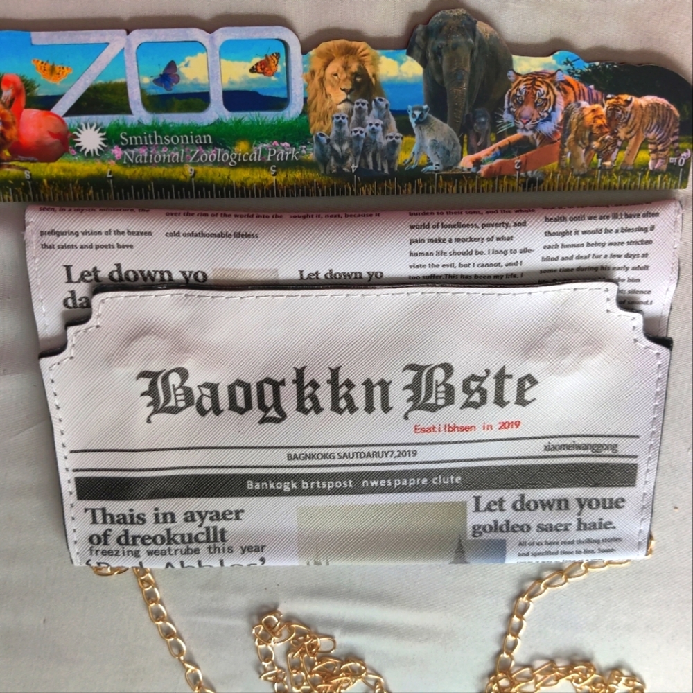 Newspaper Print Flap Crossbody Purse, Clutch, Snap Added Gold Chain New! 8" X 5" - Picture 15 of 17